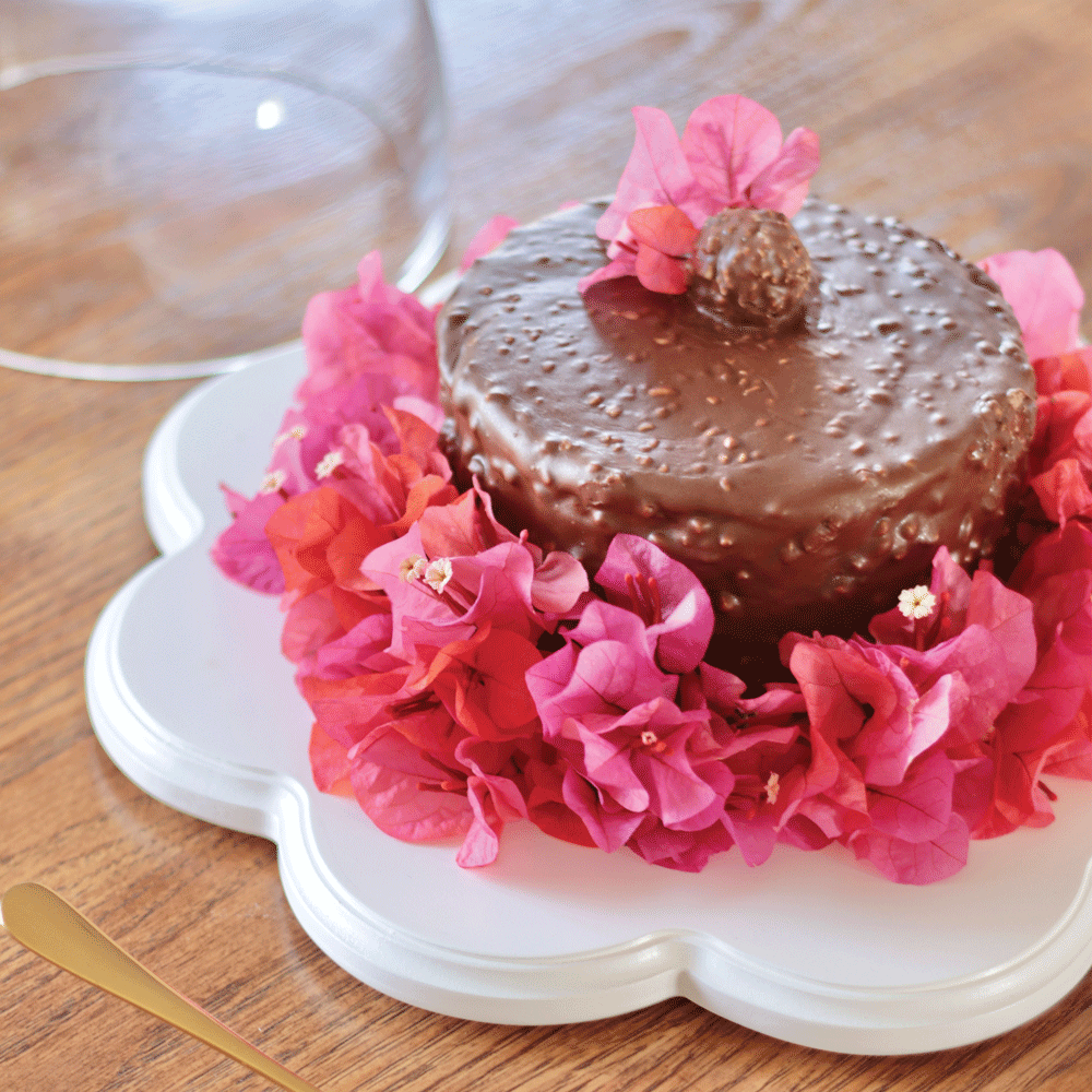 Daisy White Cake Stand with Glass Dome