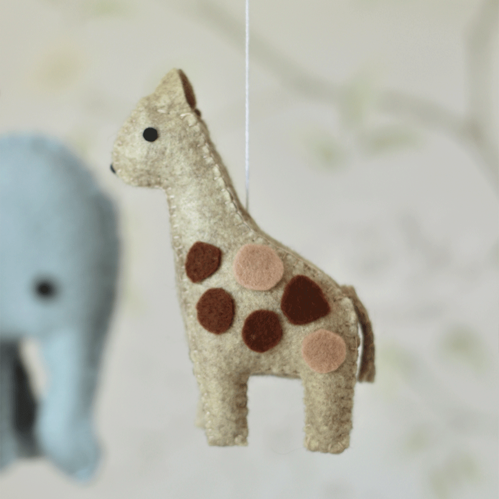 Safari Felt Mobile