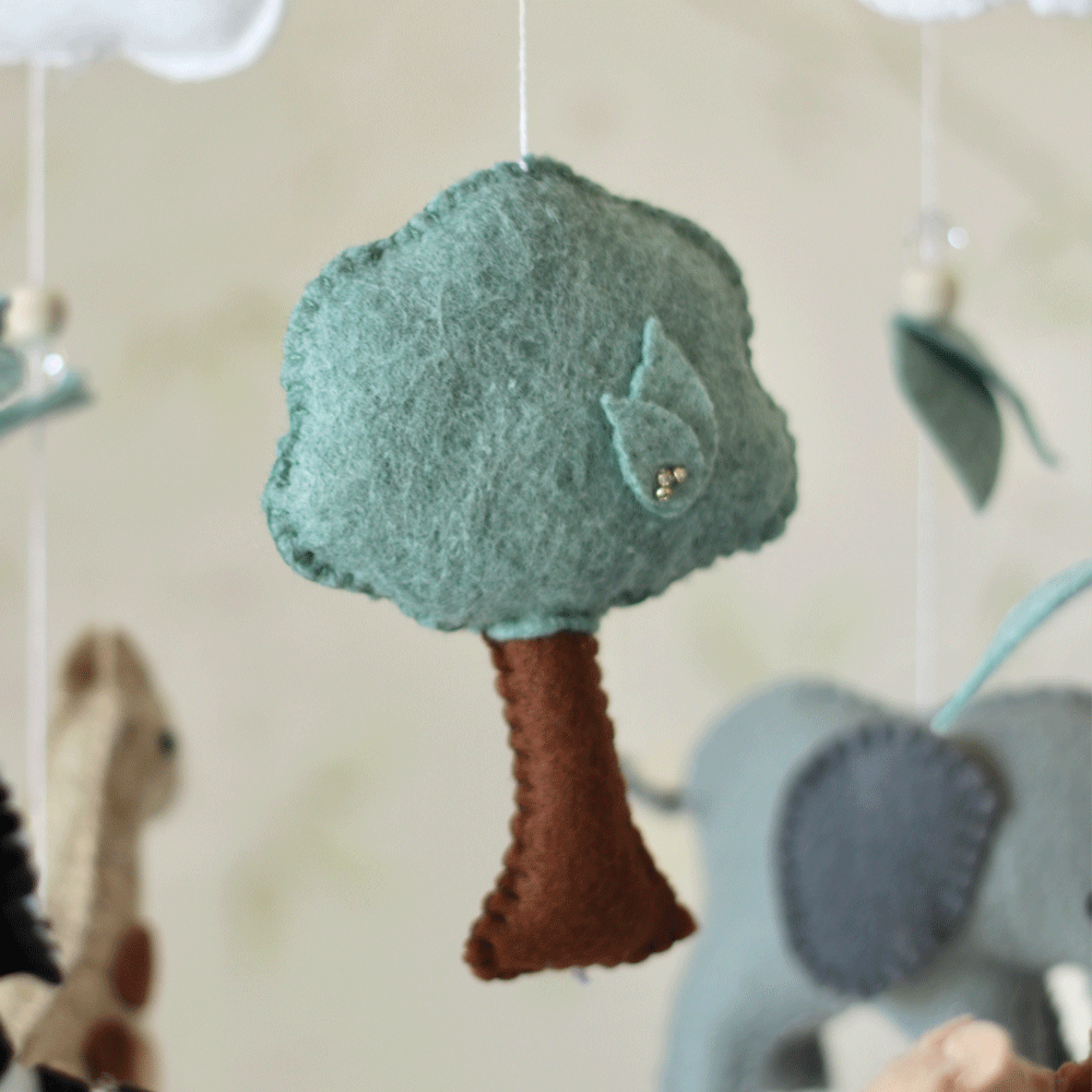 Safari Felt Mobile