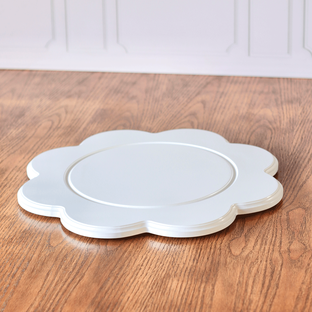 Daisy White Cake Stand with Glass Dome
