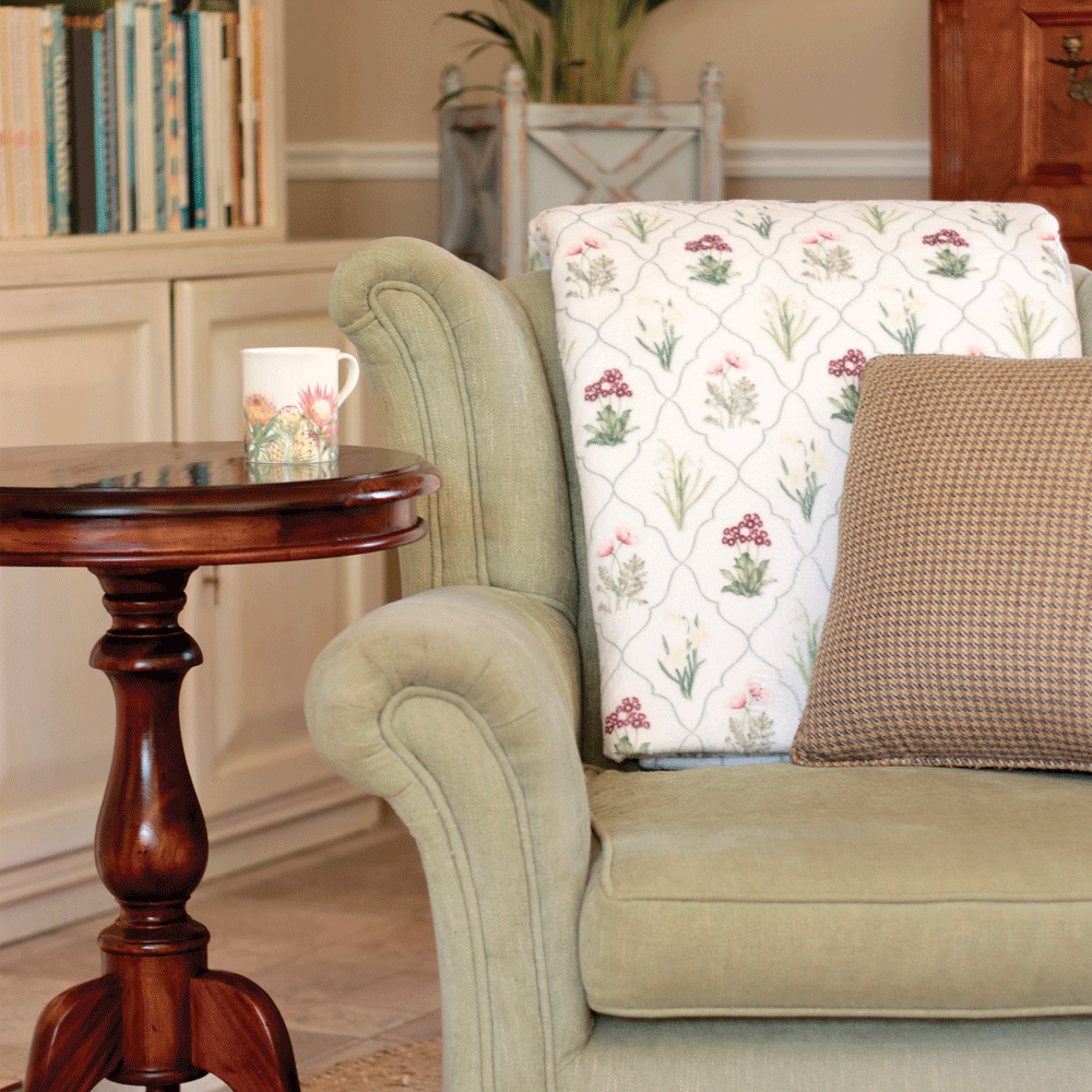 Floral Trellis Luxe Blanket