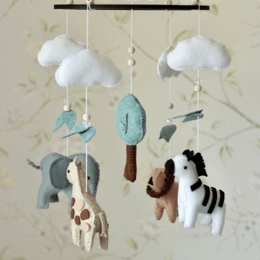 Safari Felt Mobile