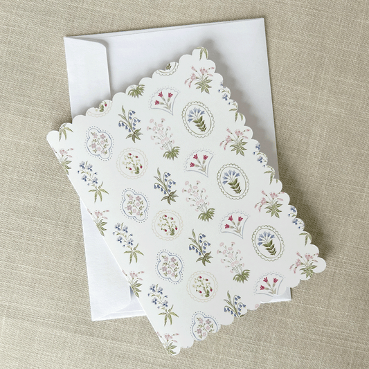 Deco Florals Scalloped Card